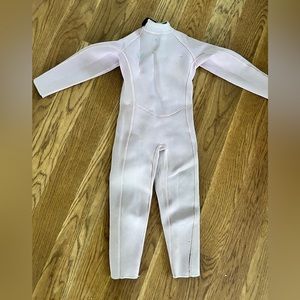 Girls size 6 light pink full wetsuit